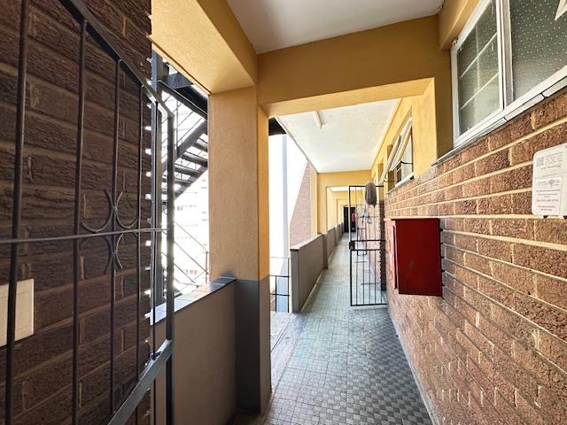 1 Bedroom Property for Sale in Pretoria Central Gauteng