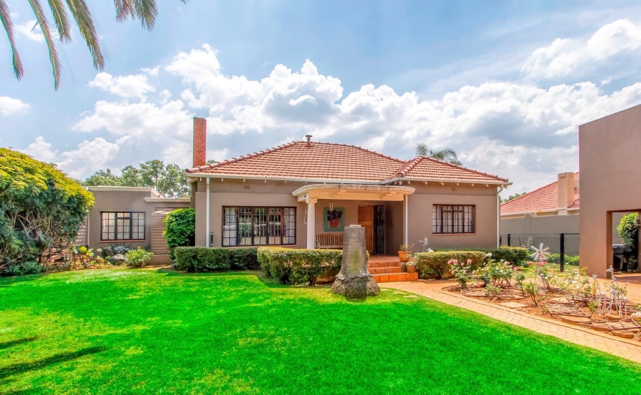 3 Bedroom Property for Sale in Greenside Gauteng