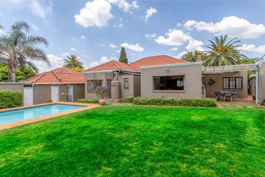 3 Bedroom Property for Sale in Greenside Gauteng