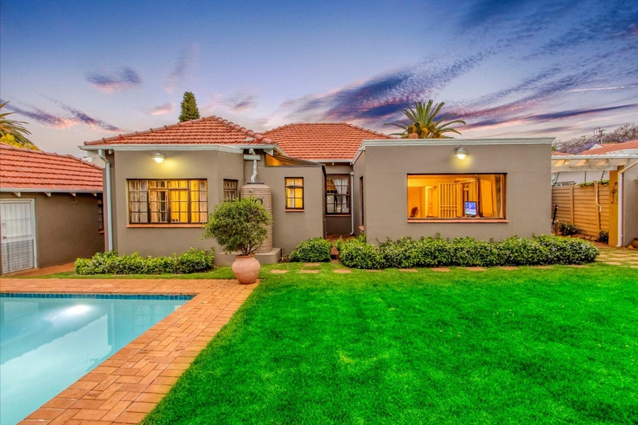 3 Bedroom Property for Sale in Greenside Gauteng