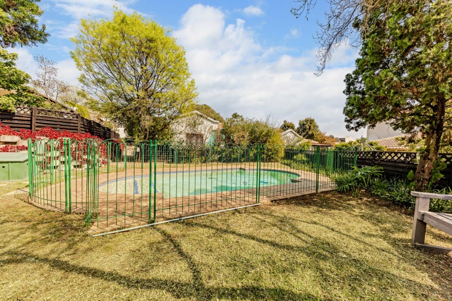 2 Bedroom Property for Sale in Paulshof Gauteng
