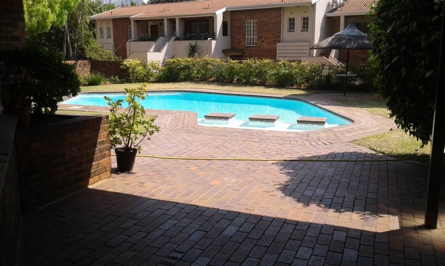 To Let 1 Bedroom Property for Rent in Sandown Gauteng