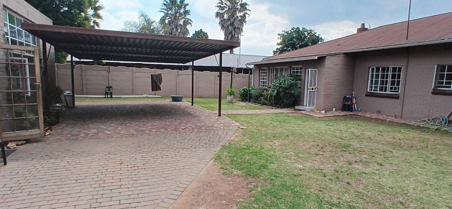To Let 3 Bedroom Property for Rent in Cinderella Gauteng