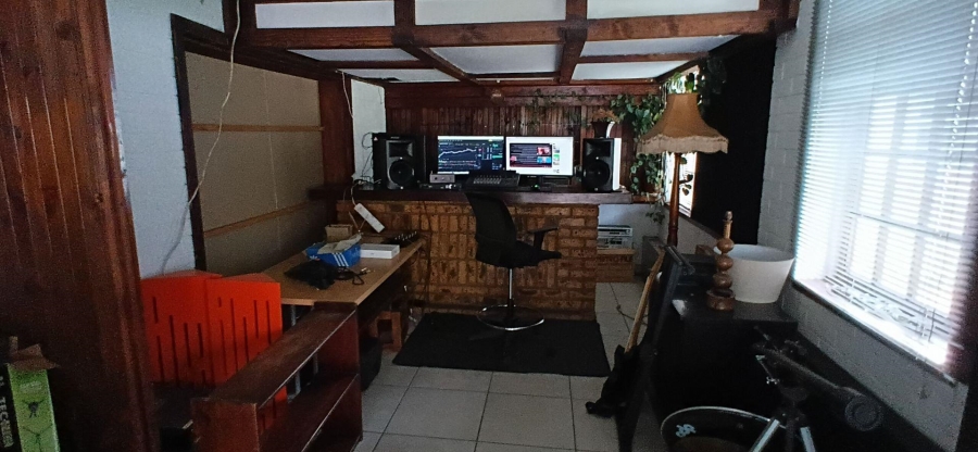 To Let 3 Bedroom Property for Rent in Cinderella Gauteng