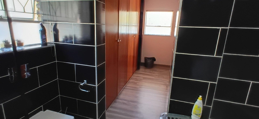 4 Bedroom Property for Sale in Sunward Park Gauteng