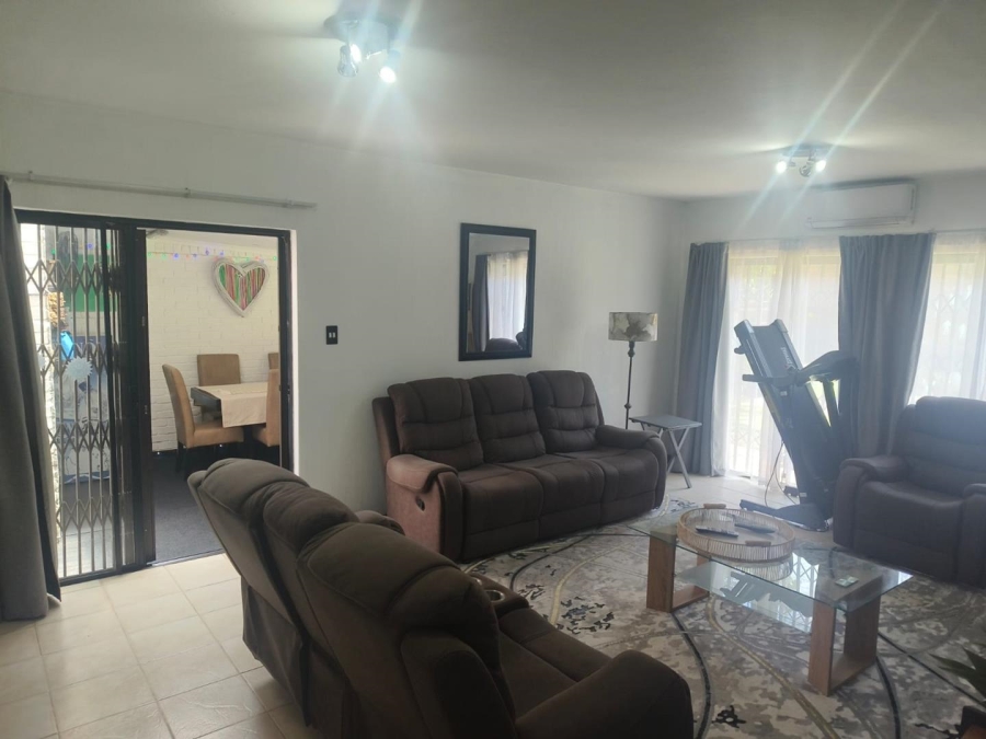 To Let 3 Bedroom Property for Rent in Weavind Park Gauteng