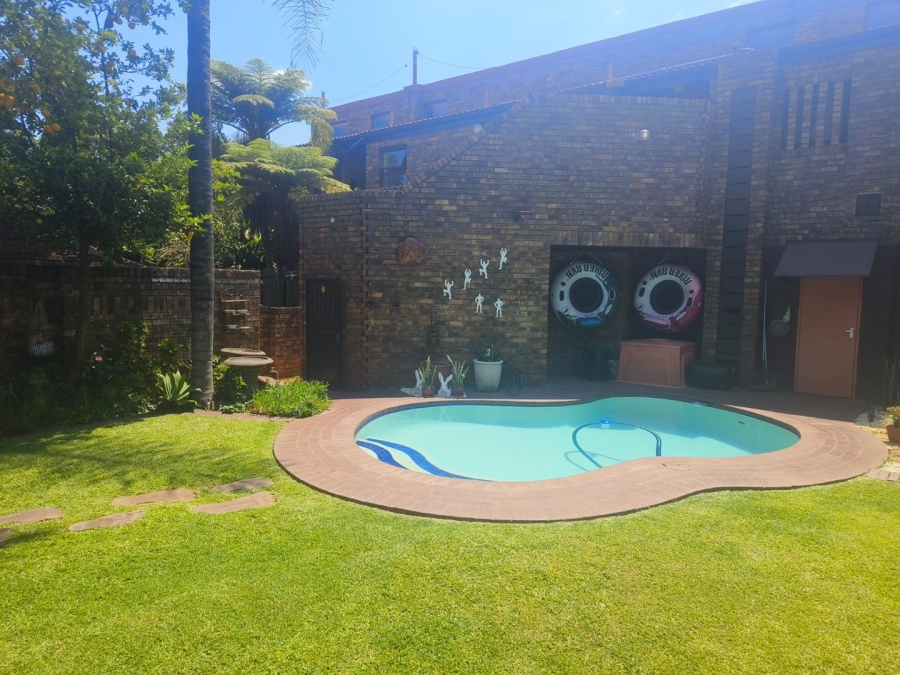 To Let 3 Bedroom Property for Rent in Weavind Park Gauteng