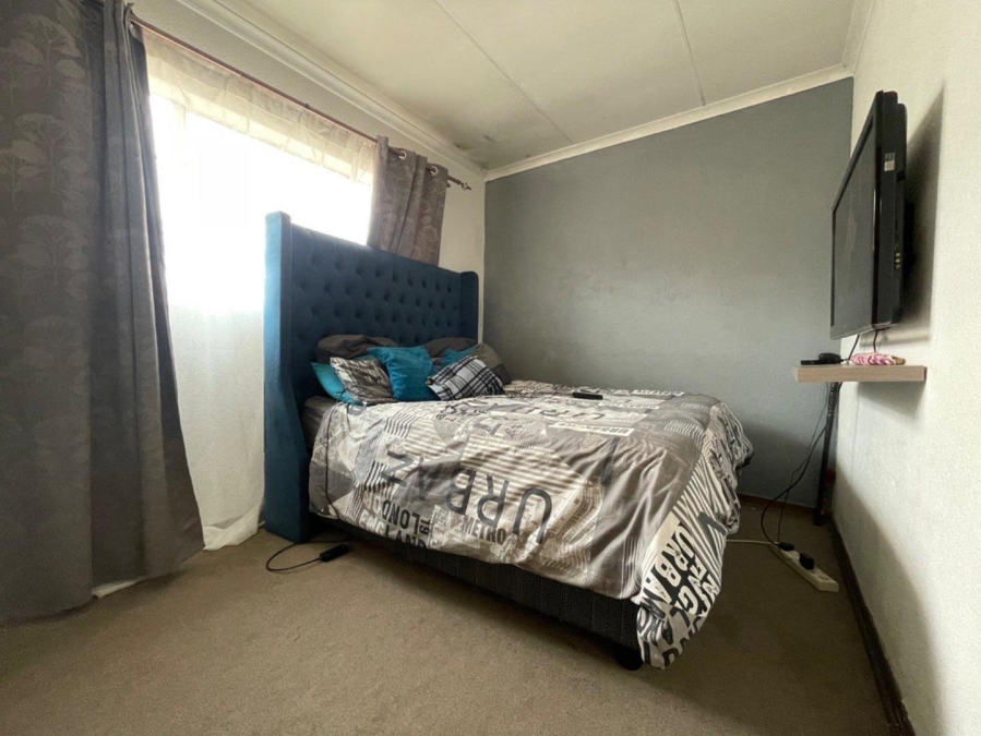 2 Bedroom Property for Sale in Birchleigh Gauteng