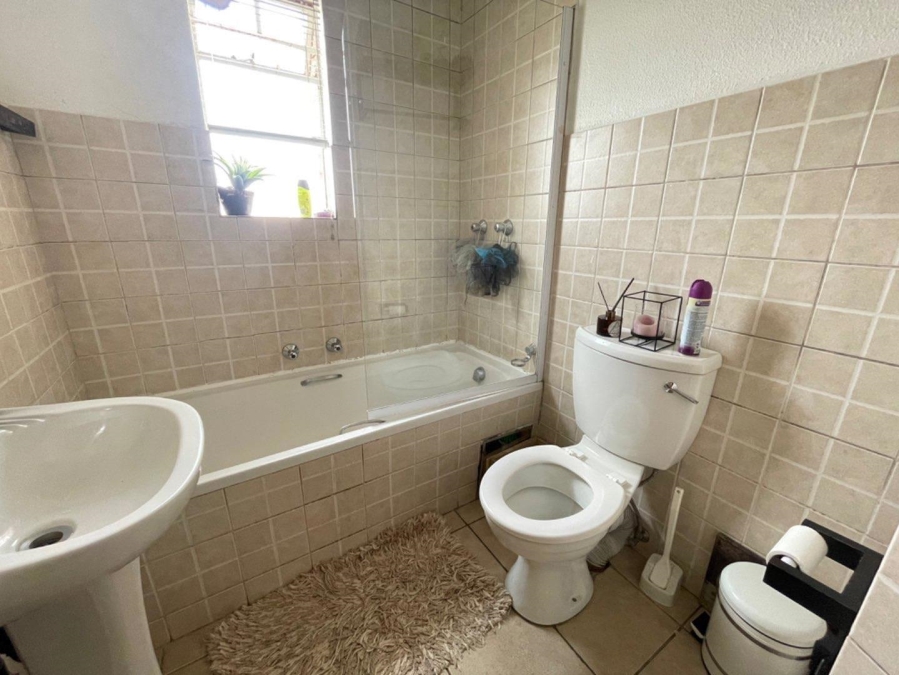 2 Bedroom Property for Sale in Birchleigh Gauteng