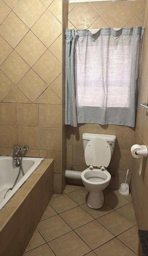 2 Bedroom Property for Sale in Halfway House Gauteng