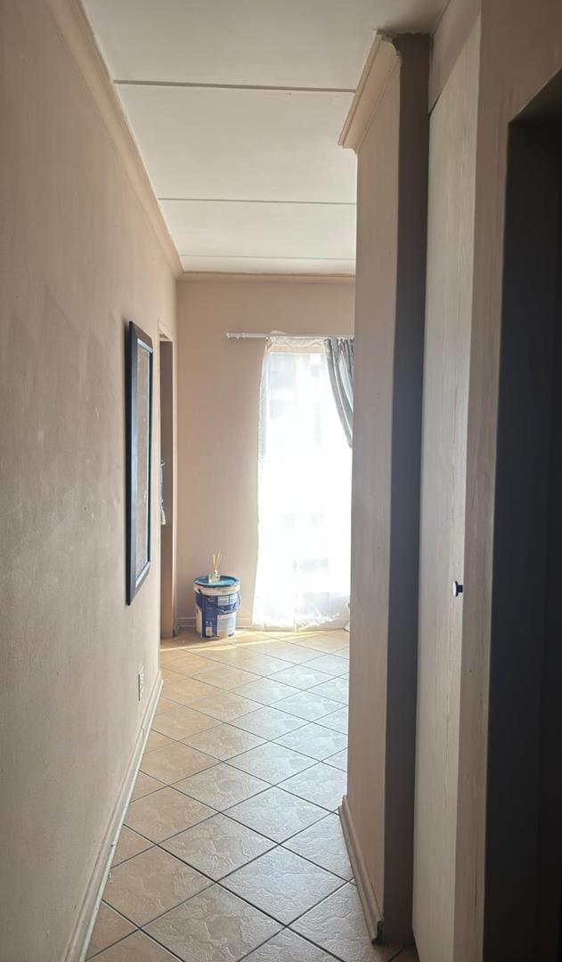 2 Bedroom Property for Sale in Halfway House Gauteng