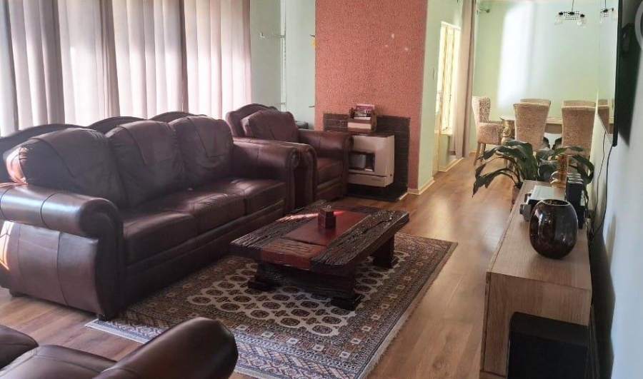 3 Bedroom Property for Sale in Birch Acres Gauteng