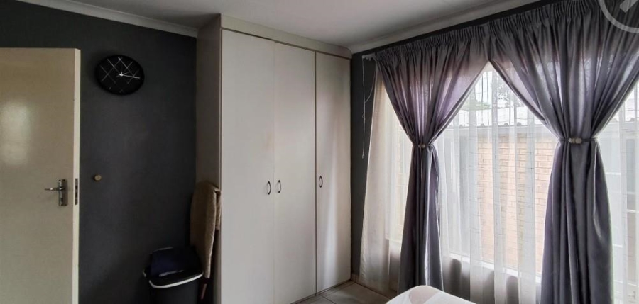2 Bedroom Property for Sale in Terenure Gauteng