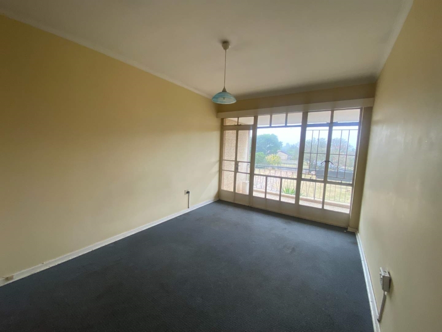 To Let 2 Bedroom Property for Rent in Monument Gauteng