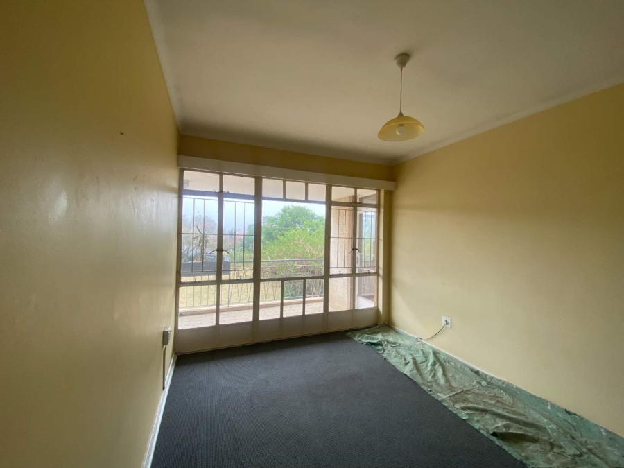 To Let 2 Bedroom Property for Rent in Monument Gauteng