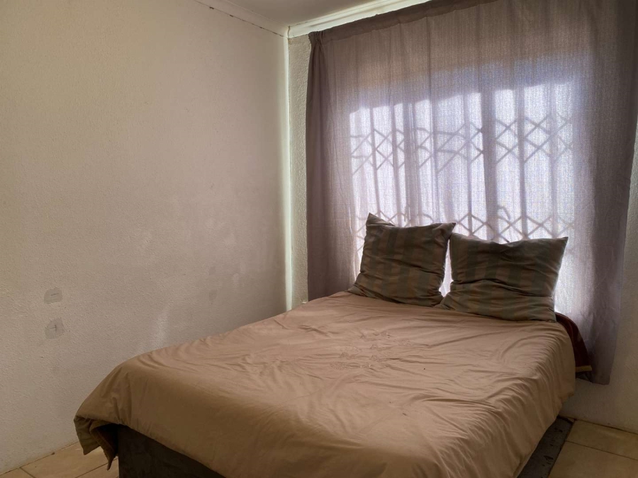 To Let 2 Bedroom Property for Rent in Groblerpark Gauteng