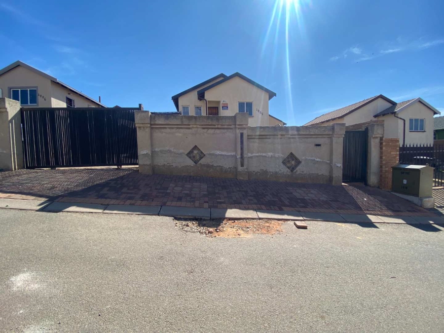 To Let 2 Bedroom Property for Rent in Groblerpark Gauteng
