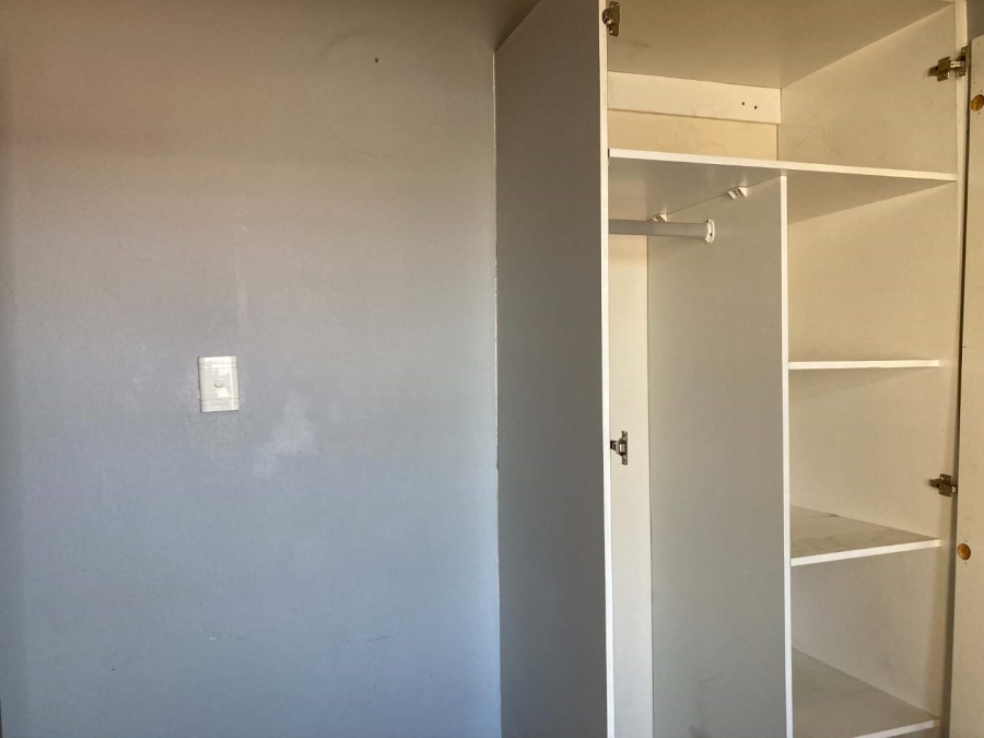 2 Bedroom Property for Sale in Jabulani Gauteng