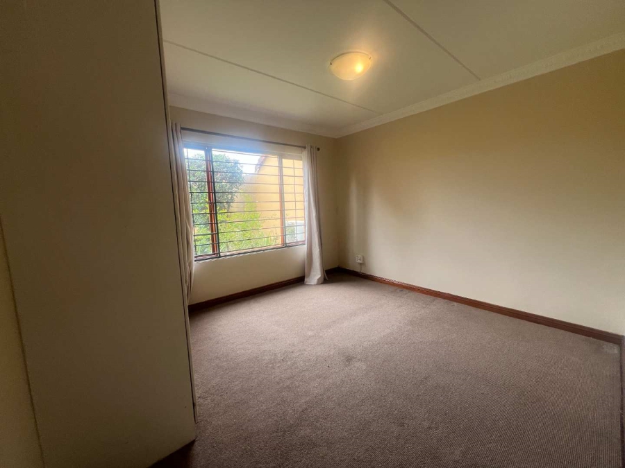 To Let 4 Bedroom Property for Rent in Lonehill Gauteng