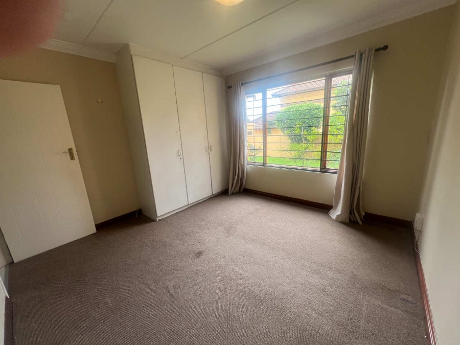 To Let 4 Bedroom Property for Rent in Lonehill Gauteng