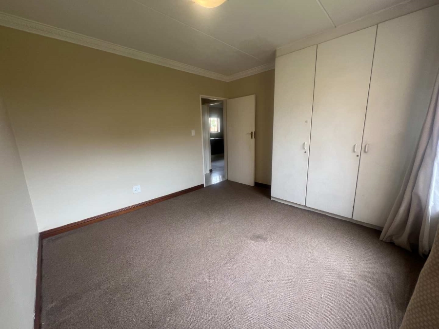To Let 4 Bedroom Property for Rent in Lonehill Gauteng