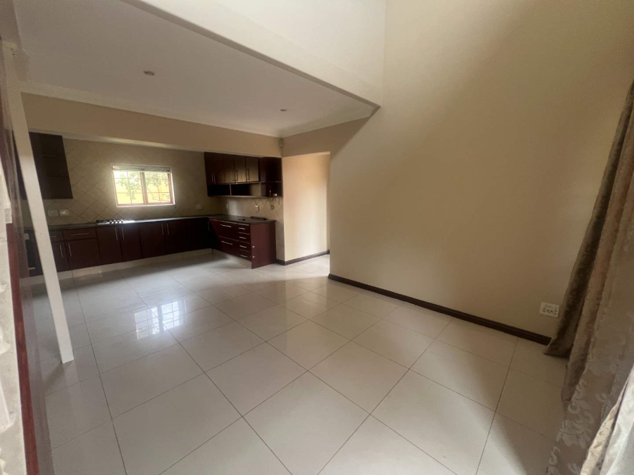 To Let 4 Bedroom Property for Rent in Lonehill Gauteng