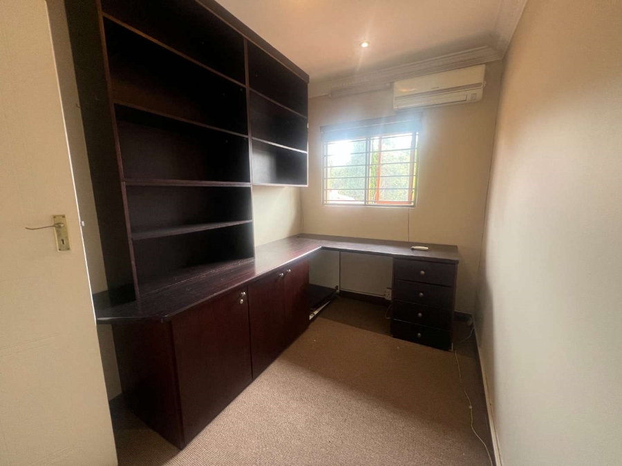 To Let 4 Bedroom Property for Rent in Lonehill Gauteng