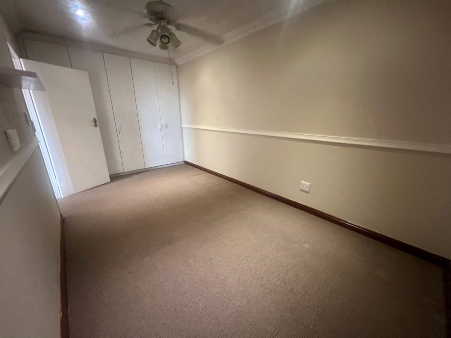 To Let 4 Bedroom Property for Rent in Lonehill Gauteng