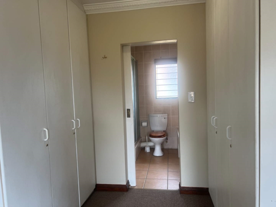 To Let 4 Bedroom Property for Rent in Lonehill Gauteng