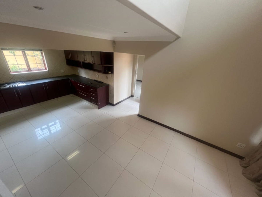 To Let 4 Bedroom Property for Rent in Lonehill Gauteng
