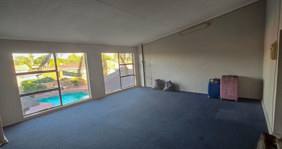 4 Bedroom Property for Sale in Duncanville Gauteng