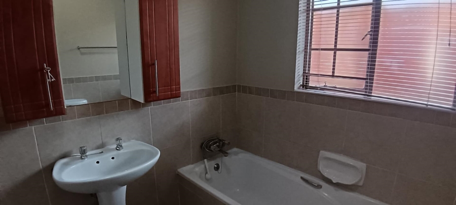 3 Bedroom Property for Sale in Equestria Gauteng