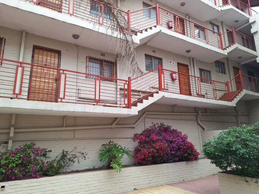 To Let 1 Bedroom Property for Rent in Westdene Gauteng