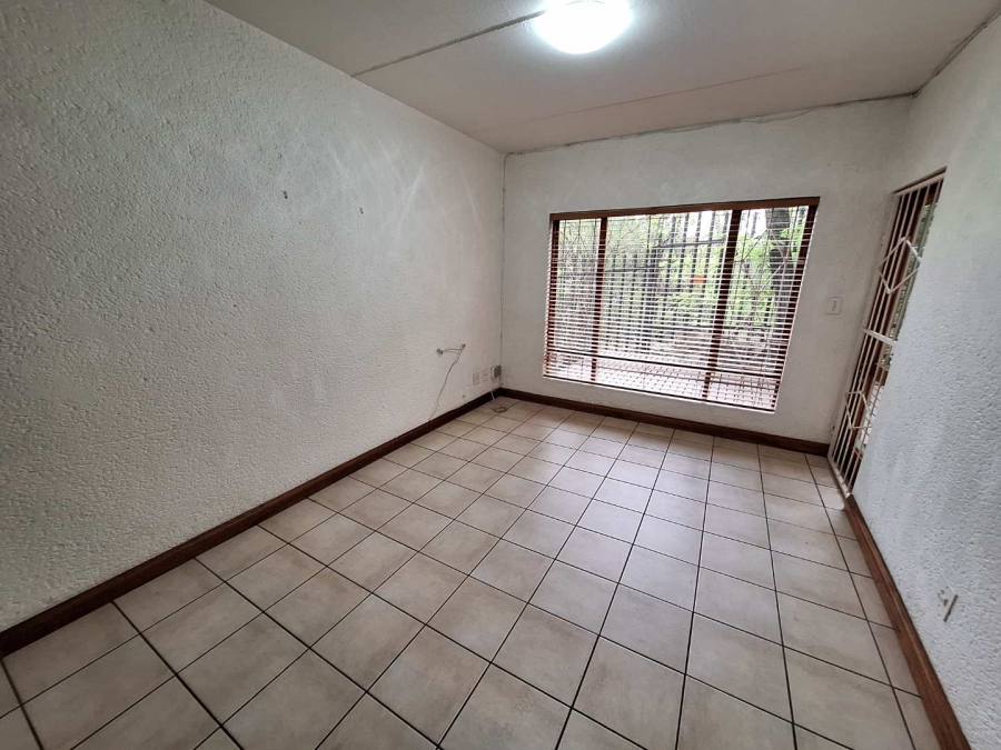 To Let 1 Bedroom Property for Rent in Westdene Gauteng