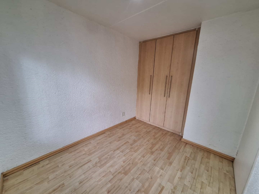 To Let 1 Bedroom Property for Rent in Westdene Gauteng