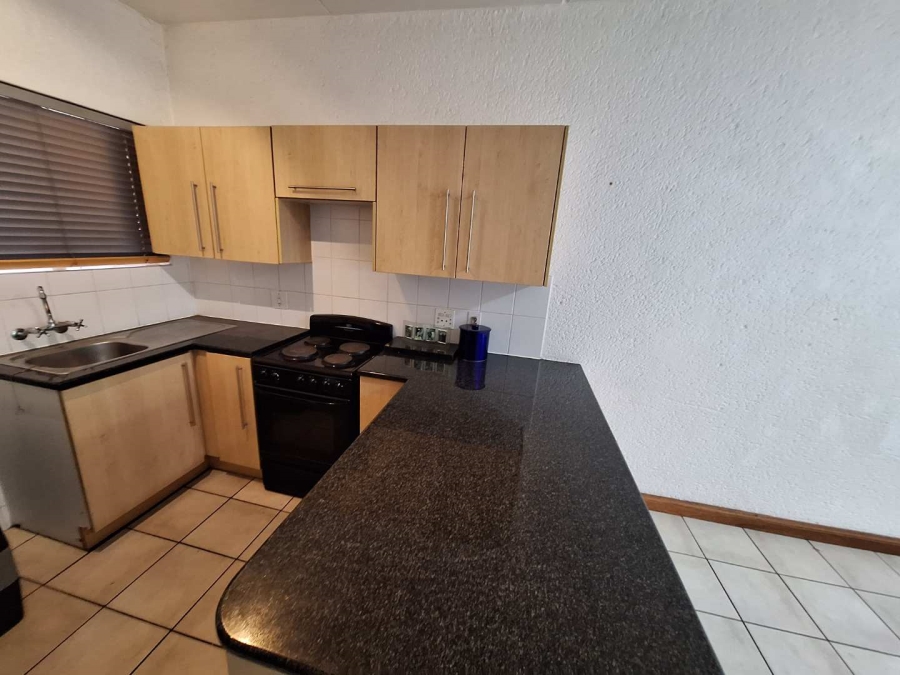 To Let 1 Bedroom Property for Rent in Westdene Gauteng