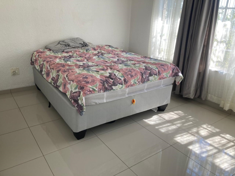 4 Bedroom Property for Sale in Wilro Park Gauteng