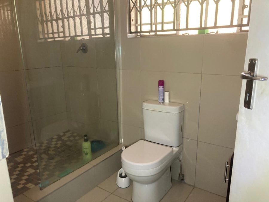 4 Bedroom Property for Sale in Wilro Park Gauteng
