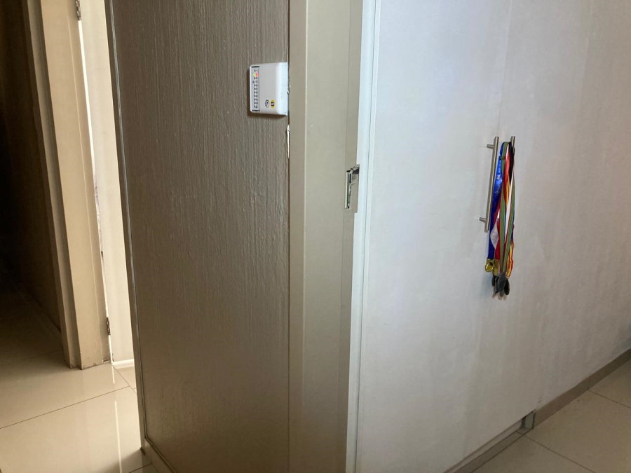 4 Bedroom Property for Sale in Wilro Park Gauteng