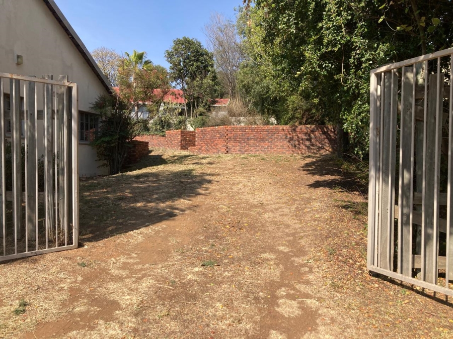 4 Bedroom Property for Sale in Wilro Park Gauteng