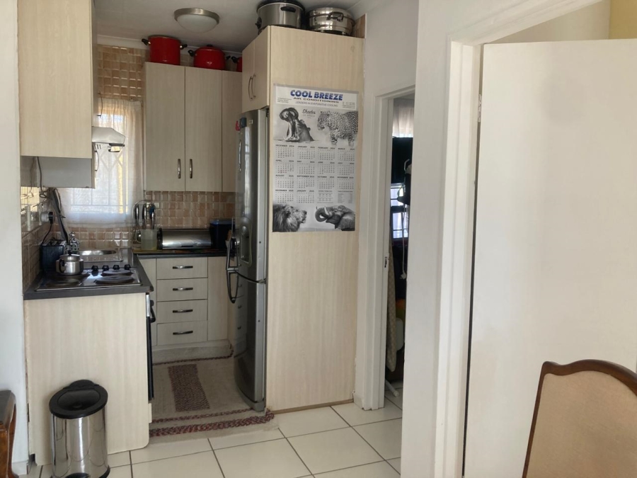 2 Bedroom Property for Sale in Fleurhof Gauteng