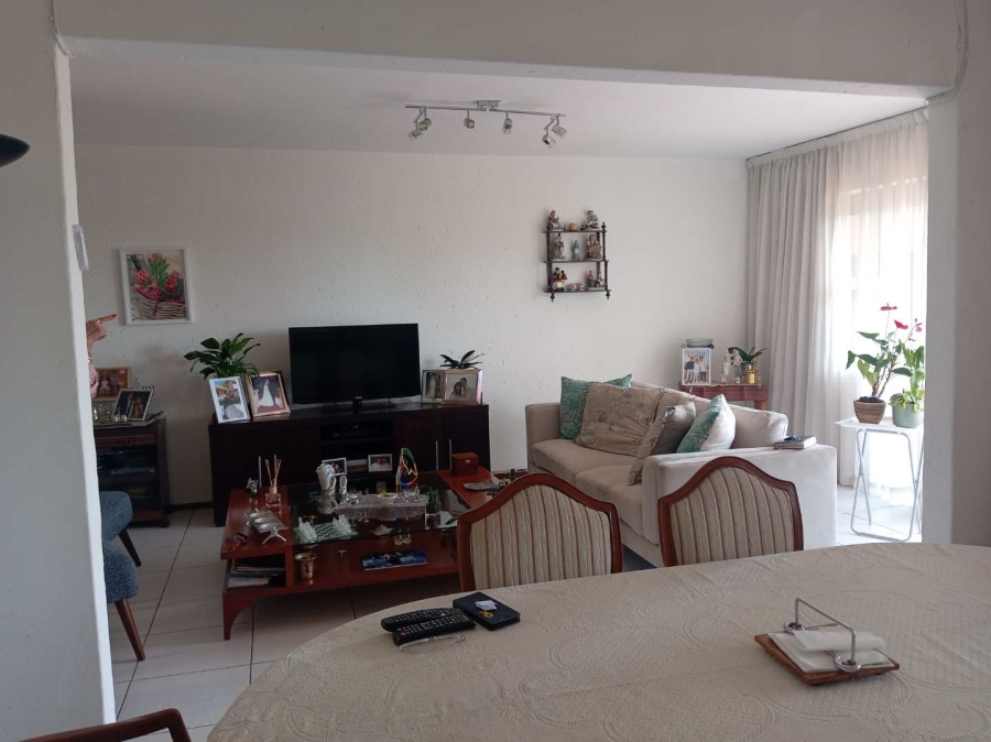 To Let 2 Bedroom Property for Rent in Glenhazel Gauteng