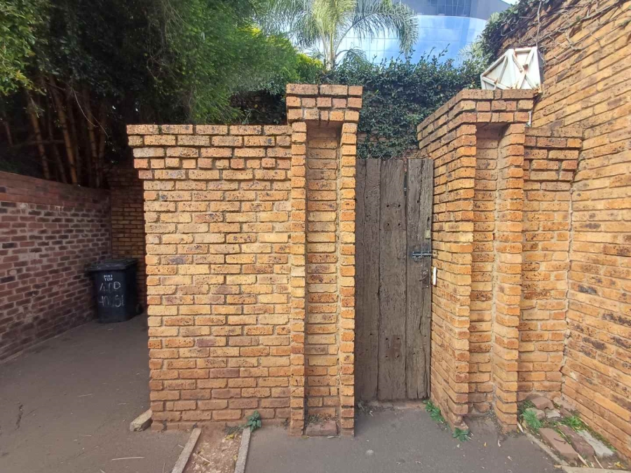 To Let 1 Bedroom Property for Rent in Melrose Gauteng