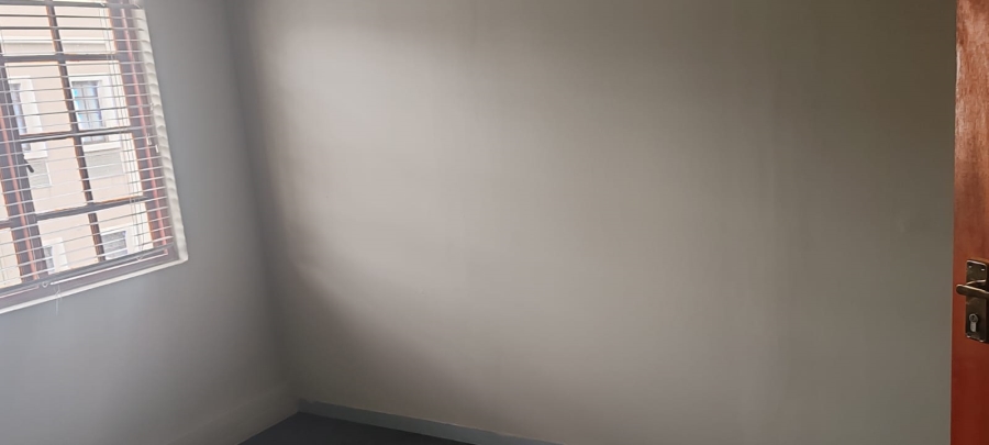 To Let commercial Property for Rent in Halfway House Gauteng