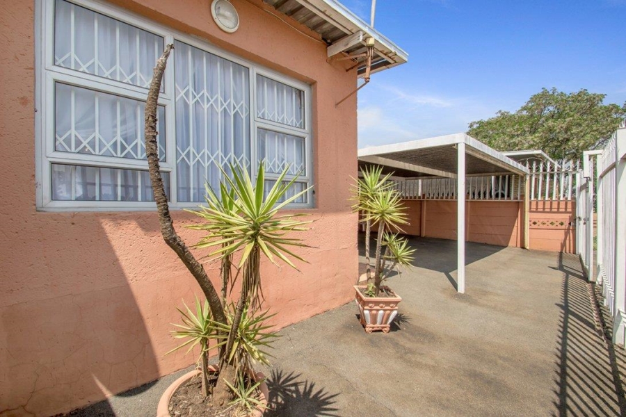 3 Bedroom Property for Sale in Westbury Gauteng
