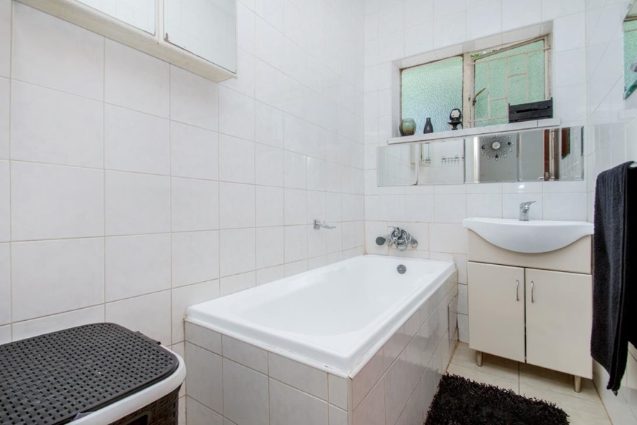 3 Bedroom Property for Sale in Westbury Gauteng