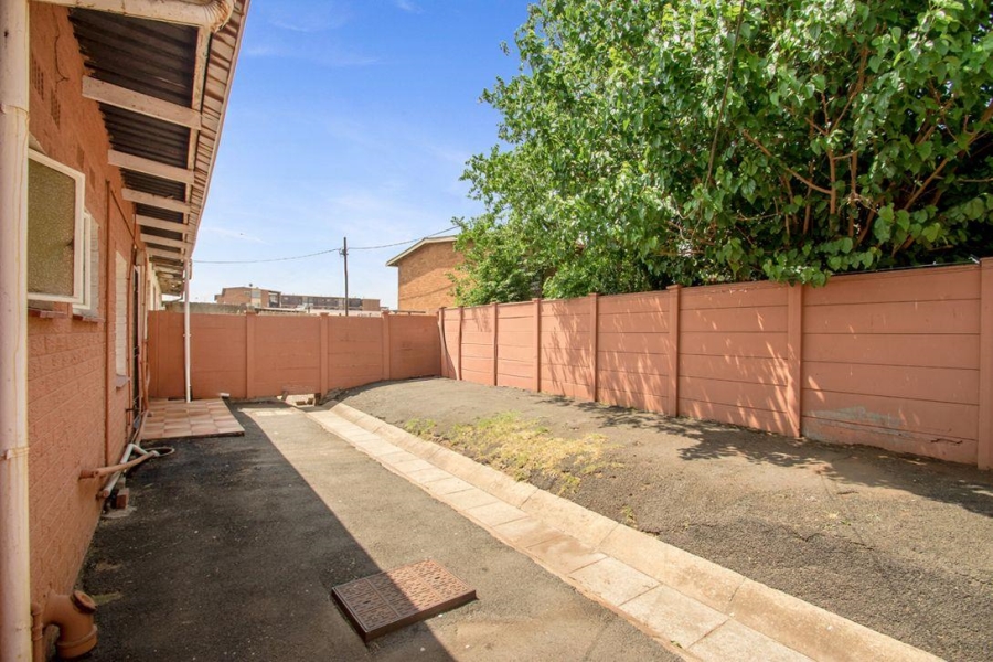 3 Bedroom Property for Sale in Westbury Gauteng