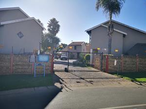 To Let 3 Bedroom Property for Rent in Liefde en Vrede Gauteng