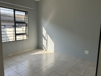 To Let 2 Bedroom Property for Rent in Brentwood Gauteng