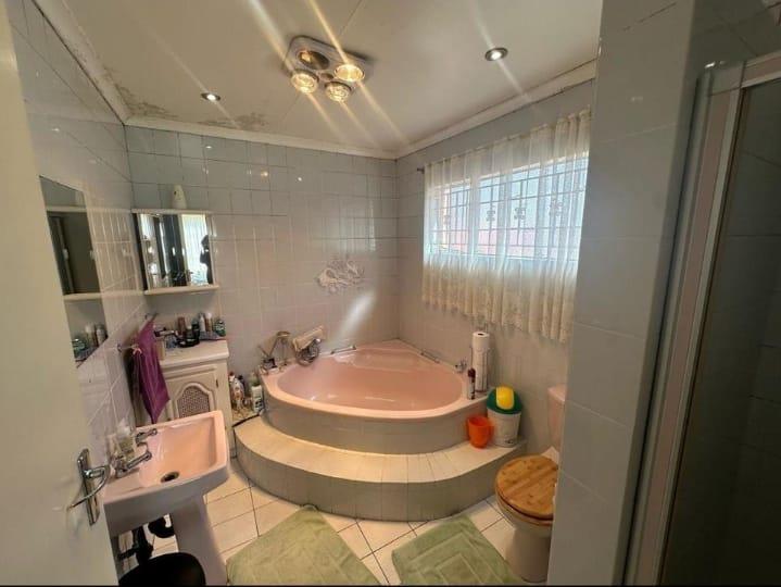 3 Bedroom Property for Sale in Winchester Hills Ext 3 Gauteng